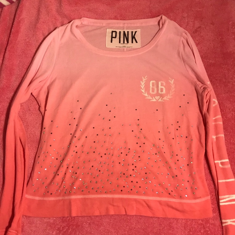 *NEVER WORN* PINK studded sweatshirt